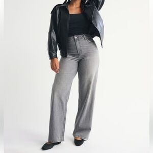 Abercrombie & Fitch Women's The Loose High Rise Gray Jeans - Size 28/6R